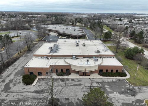 15162 S Commerce Dr, Dearborn, MI, 48120-1237 | Card Image