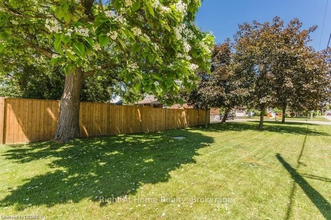 side yard | Image 20