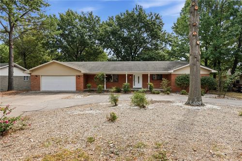 2395 S Mount Olive St, Siloam Springs, AR, 72761-5017 | Card Image