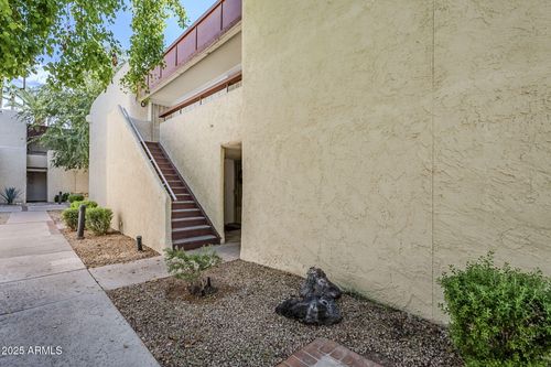 229-3828 N 32nd St, Phoenix, AZ, 85018-4932 | Card Image