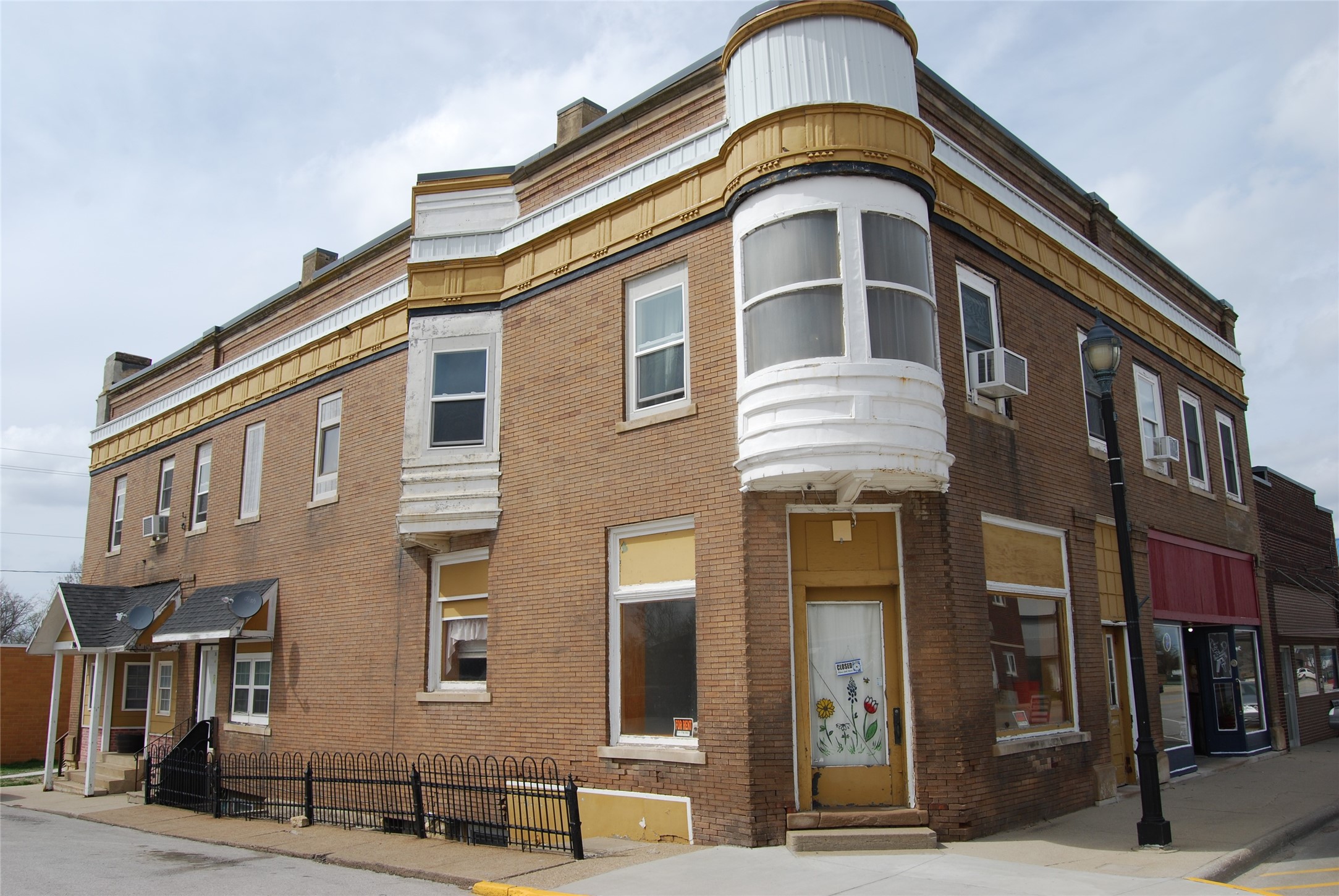 124 S Main St, Woodward, IA 50276