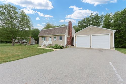421 Gray Ter, North Dighton, MA, 02764-1818 | Card Image