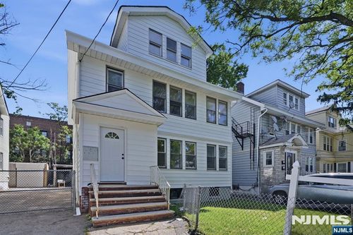205-203-205 Hansbury Ave, Newark, NJ, 07112-1707 | Card Image