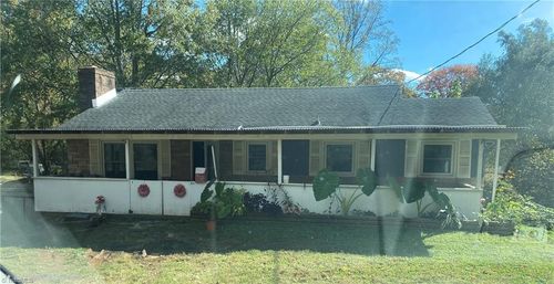 4446 White Rock Road, Winston Salem, NC, 27105 | Card Image