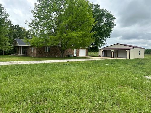 9325 S Pleasant Valley Road, Gentry, AR, 72734 | Card Image