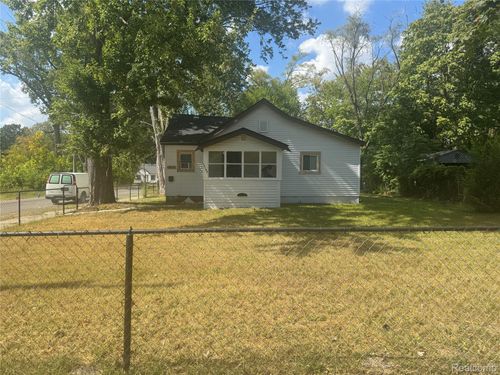 18103 Kentfield St, Detroit, MI, 48219-3412 | Card Image