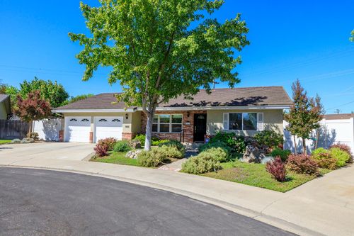 3613 Fern Court, Modesto, CA, 95356 | Card Image