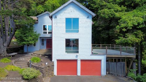 421 Chilkoot Trl, Cannon Beach, OR, 97110-2042 | Card Image