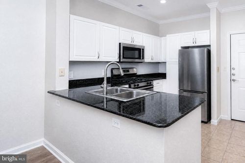 418-12901 Centre Park Cir, HERNDON, VA, 20171-5831 | Card Image