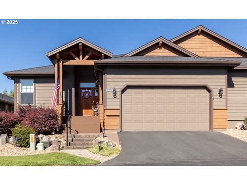 8413 Forest Ridge Loop, Redmond, OR, 97756-7352 | Card Image