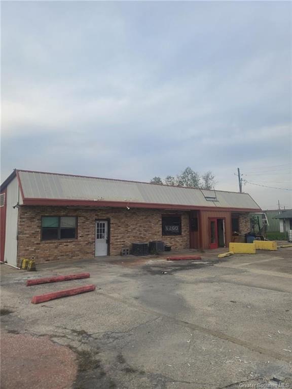 Commercial Sale in Westlake 3