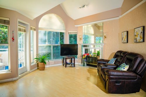 410-7435 121a St, Surrey, BC, V3W0W8 | Card Image