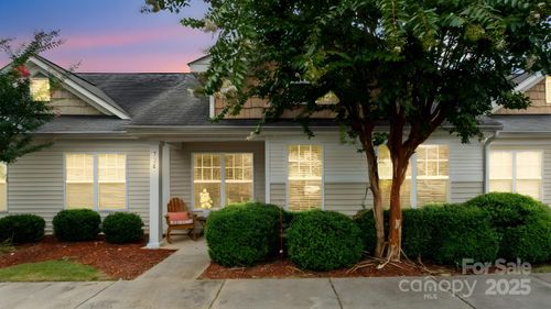 736 Waterfall Way, Clover, SC, 29710-7109 | Card Image