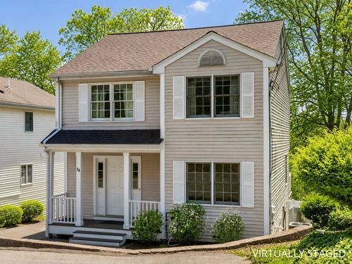 28 Blossom St, Waltham, MA, 02451-2101 | Card Image