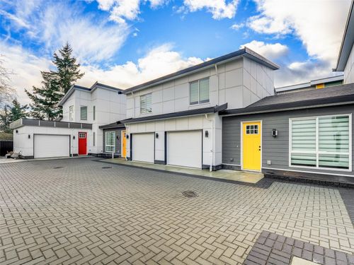 3-1171 Stelly'S Cross Rd, Central Saanich, BC, V8M1H4 | Card Image