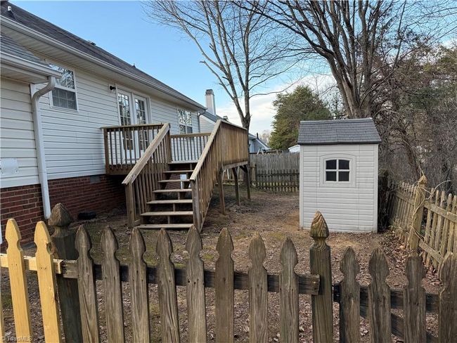 3007 Brookrun Dr, House other with 3 bedrooms, 2 bathrooms and null parking in Jamestown NC | Image 18