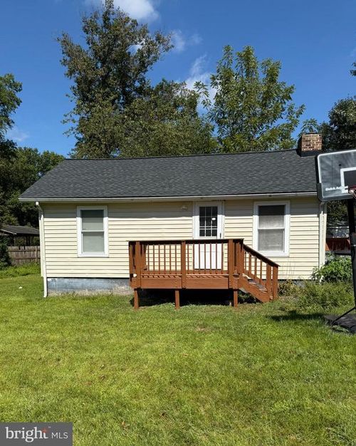 8102 Leland Rd, MANASSAS, VA, 20111-1941 | Card Image