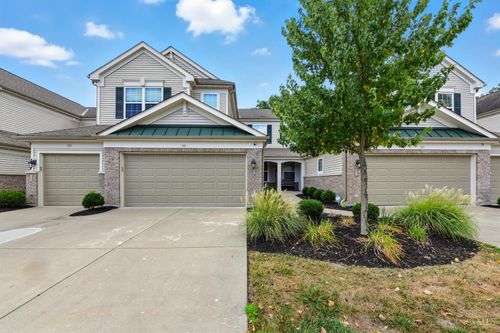 4520 Furlong Trl, Batavia, OH, 45103-7568 | Card Image
