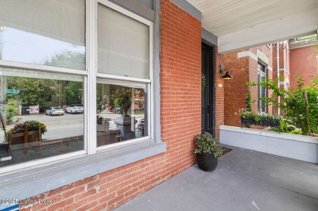 1101 S 1 St St, House other with 3 bedrooms, 2 bathrooms and null parking in Louisville KY | Image 40
