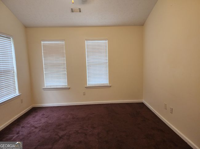 2337 Carousel Park Dr, House other with 3 bedrooms, 3 bathrooms and 3 parking in Morrow GA | Image 5