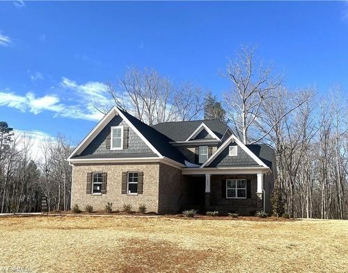 4029 Estate Dr, Lewisville, NC, 27023-8397 | Card Image