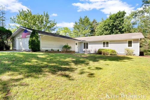 18883 168th Ave, Spring Lake, MI, 49456-9775 | Card Image
