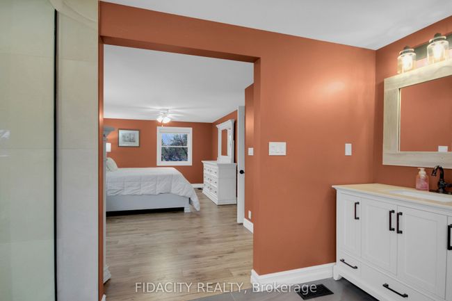 6657 Bluebird St, House other with 3 bedrooms, 3 bathrooms and 4 parking in Kars ON | Image 34