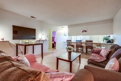 39-1152 N West St, Anaheim, CA, 92801-2977 | Card Image