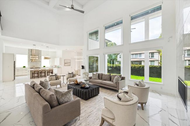 4670 Cedar St, House other with 4 bedrooms, 5 bathrooms and 3 parking in Bellaire TX | Image 12