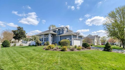 7 Coronado Ln, Egg Harbor Township, NJ, 08234-5872 | Card Image
