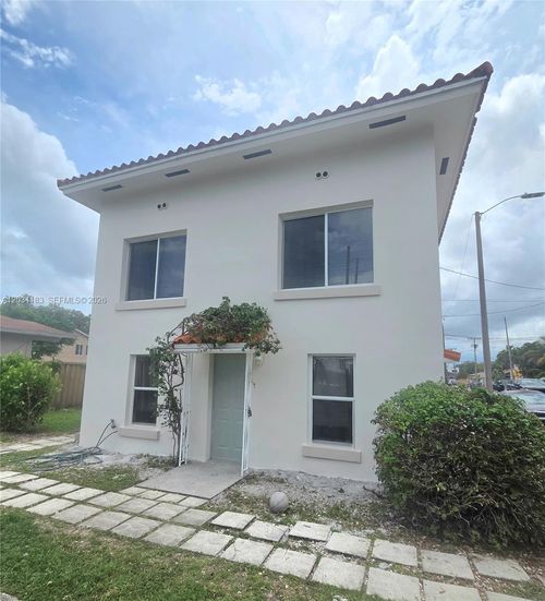 2-1112 Sw 11th St, Miami, FL, 33129-1819 | Card Image