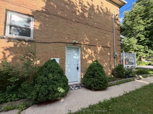 lower-229 Zelda Cres, Richmond Hill, ON, L4C2Y7 | Card Image