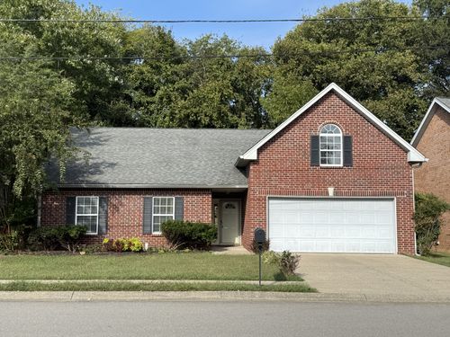 7132 Somerset Farms Dr, Nashville, TN, 37221-2329 | Card Image