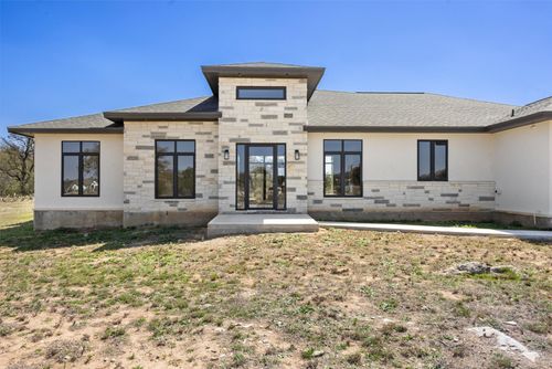 333 Spicewood Trails Dr, Spicewood, TX, 78669-2195 | Card Image