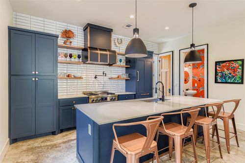 a-1604 Greenwood Ave, Austin, TX, 78721-1122 | Card Image