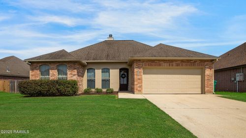 103 Still Waters Rd, Broussard, LA, 70518-7740 | Card Image