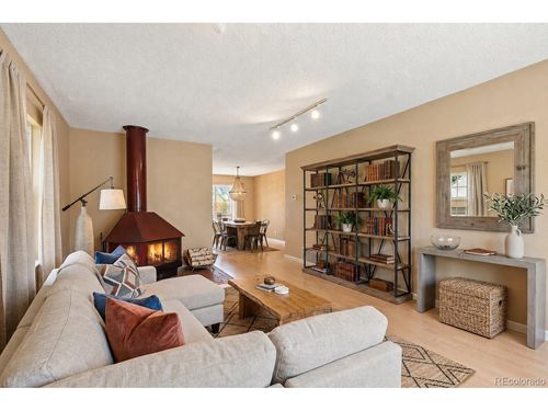 o7-7110 S Gaylord St, Centennial, CO, 80122-1649 | Card Image
