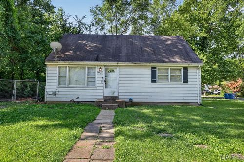 1240 Lakeview Avenue, St Louis, MO, 63138 | Card Image