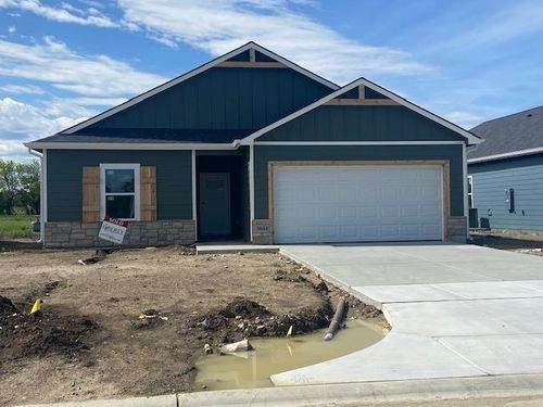 3581 E Hollandale St, Derby, KS, 67037-7820 | Card Image