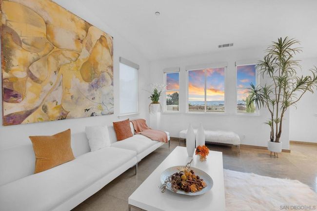 3142 Harbor Ridge Ln, Condo with 3 bedrooms, 2 bathrooms and 3 parking in San Diego CA | Image 8