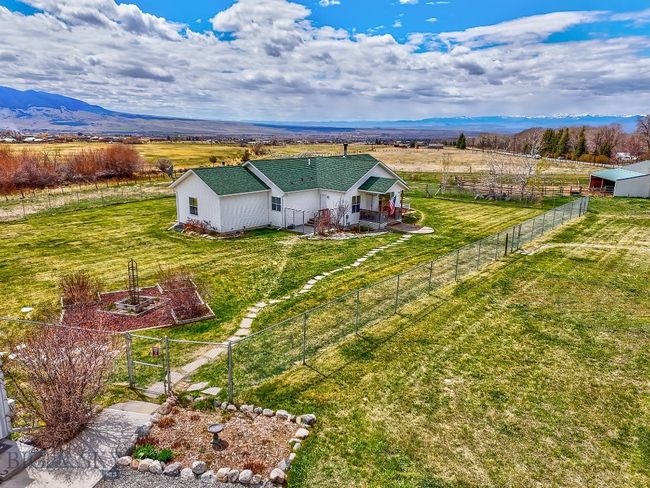 4 Elk Hills Rd, House other with 3 bedrooms, 2 bathrooms and null parking in Sheridan MT | Image 4