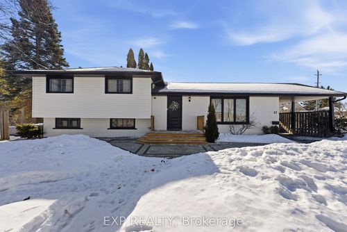 67 Leland Drive, Belleville, ON, K8P1G4 | Card Image