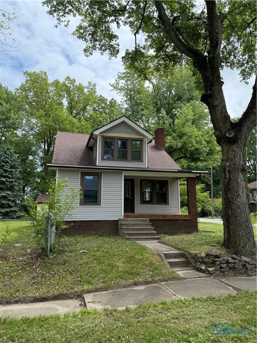 1302 Laning Rd, Toledo, OH, 43615-4781 | Card Image