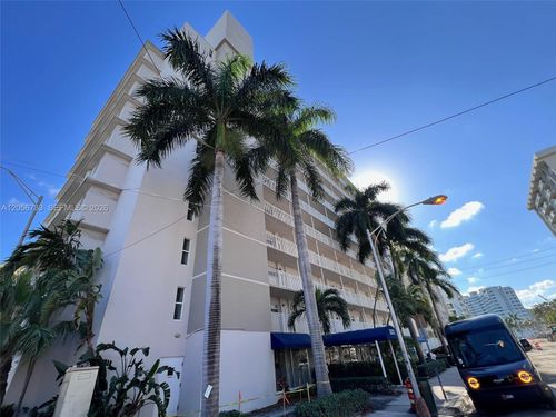 d304-1300 Lincoln Rd, Miami Beach, FL, 33139-2264 | Card Image