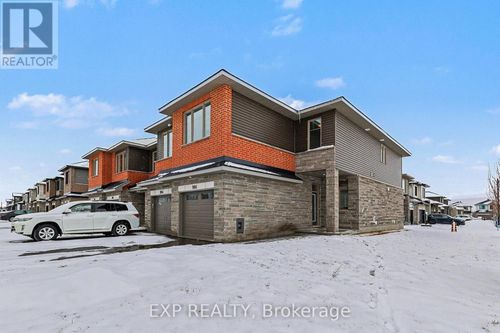 1186 Cope Dr, Ottawa, ON, K2S3C4 | Card Image