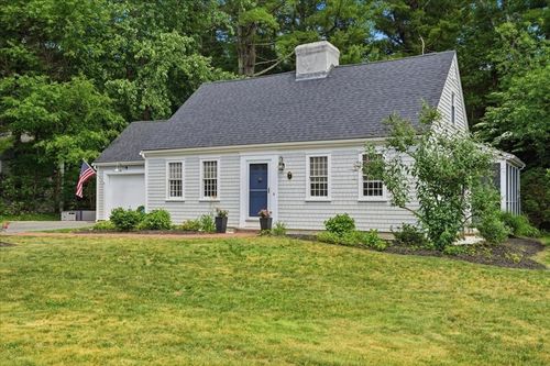 7 Amber Rd, Hingham, MA, 02043-3401 | Card Image