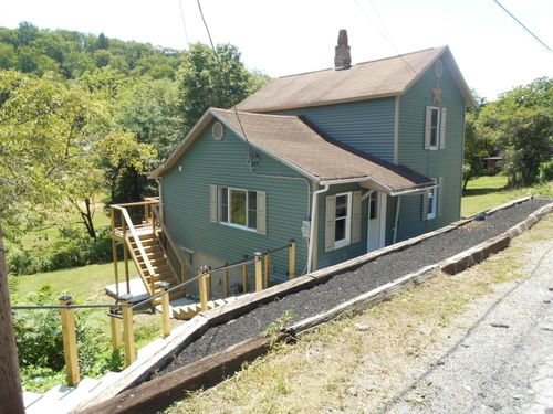 178 W Clarion Rd, Brockway, PA, 15824-1224 | Card Image