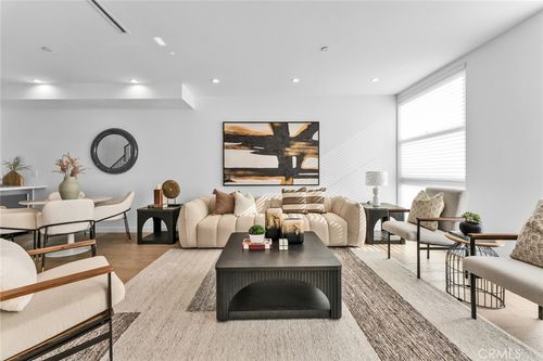 11341 Pearl St, Los Angeles, CA, 90064 | Card Image