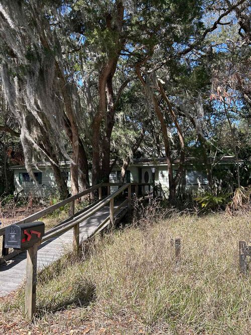 1340 Corunna St, St Augustine, FL, 32080-5605 | Card Image