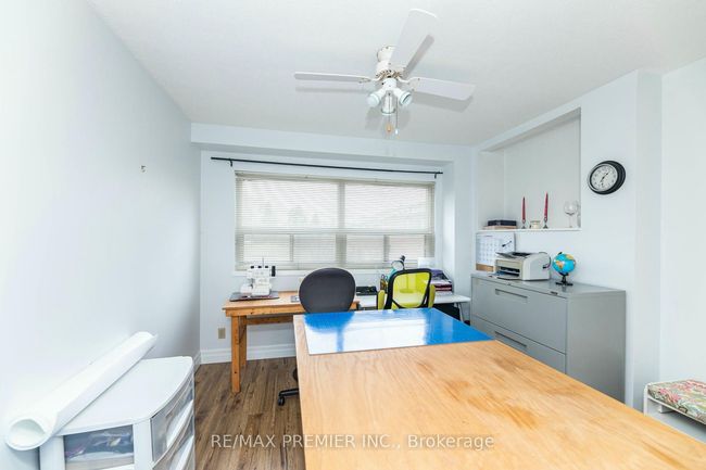 43 - 21a Thistle Down Blvd, Condo with 3 bedrooms, 3 bathrooms and 1 parking in Toronto ON | Image 22
